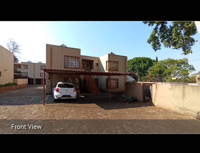 2 BEDROOM APARTMENT FOR SALE IN HOUGHTON ESTATE